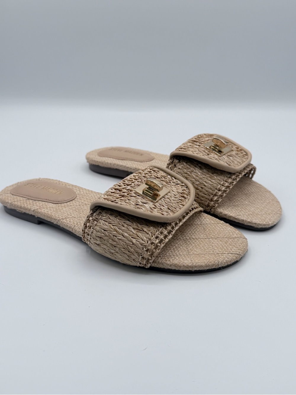 Steve Madden “Moreland” Natural Raffia Slides